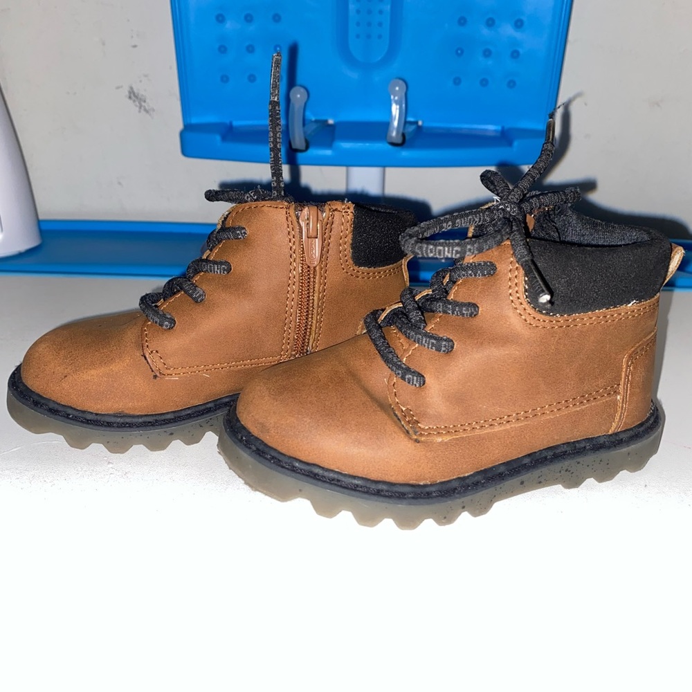 ZARA Baby boots Size 6